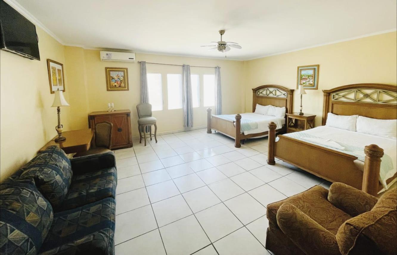 Hotel Carnaval La Ceiba Luaran gambar