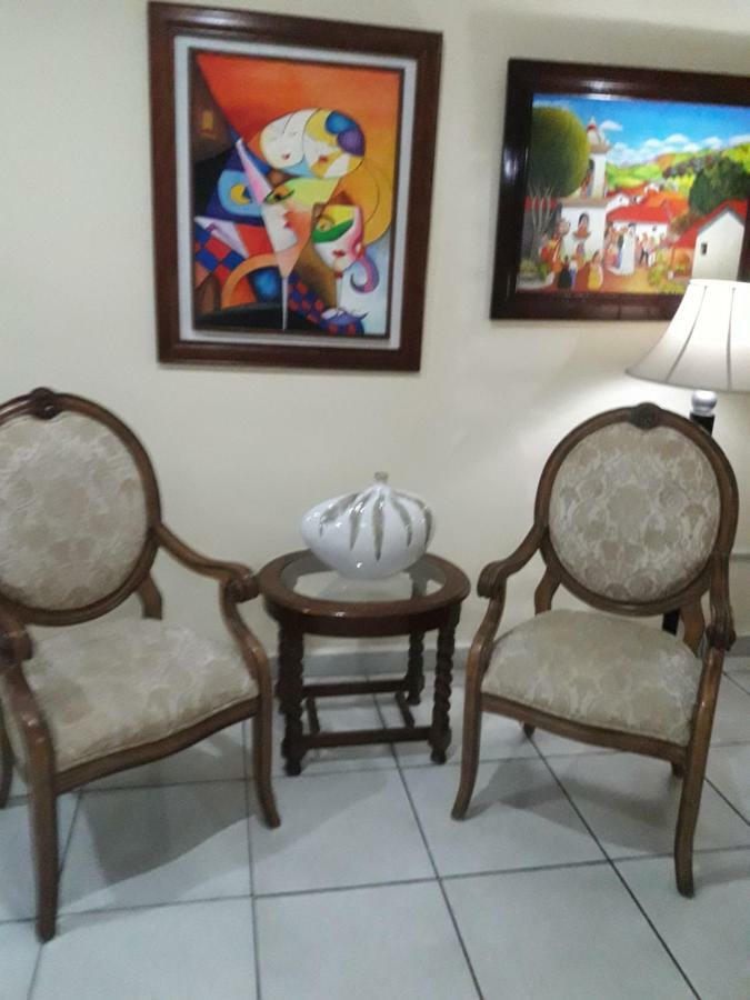 Hotel Carnaval La Ceiba Luaran gambar